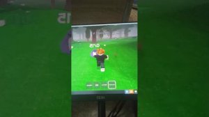 играю в 99 ночей в лесу