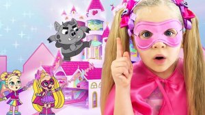 Диана и Рома Супергерои спасают городок кукольных домиков