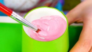 Видео про игрушки Май Литл Пони. Пони Радуга Дэш и Пинки Пай готовят пиццу. Готовлю игрушкам