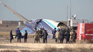 Казахстан анонсировал подготовку окончательного отчета о крушении самолета AZAL