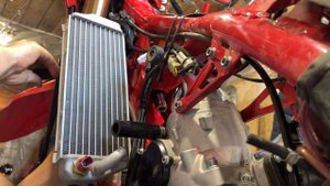 Антифриз сбежал. AX300 aj1 все равно меня довез.