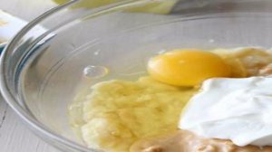 Банановые маффины с медом и арахисовым маслом