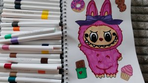 Раскрашиваю раскраску с лабубу для детей акриловыми маркерами, labubu картинки для детей