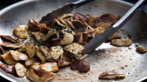 Грибной салат классический