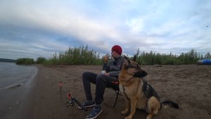 Рыбалка,и отдых с собакой на необитаемом острове