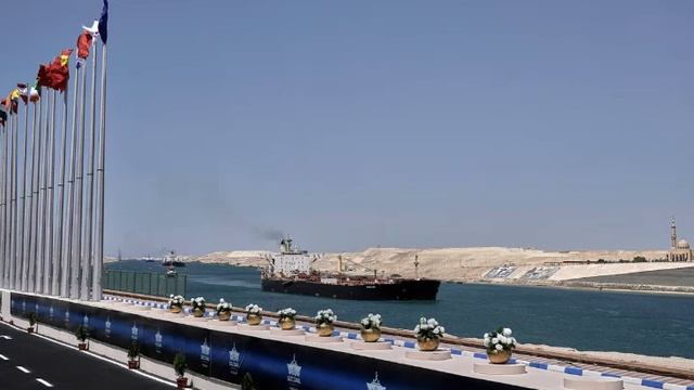 Коридор возможностей: администрация Суэцкого канала заявила о планах сотрудничества с РФ. смотреть онлайн