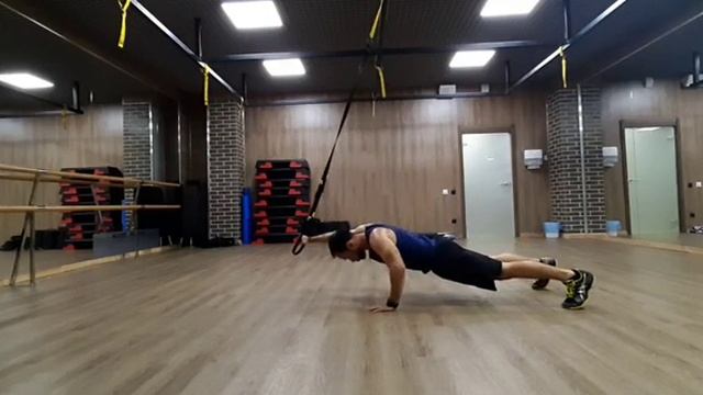 Вариант TRX отжиманий