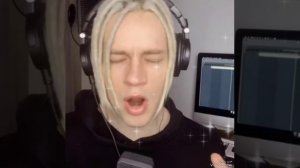 Ночь коротка... спят облака... Не спится... То ли это быль... то ли мне это снится...