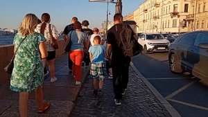 Выходим из корабля и гуляем