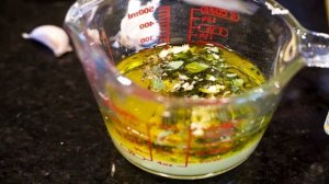 Cалат с макаронами Бантики