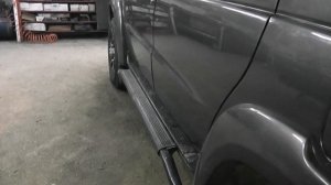 Светоотражающие стикеры на торец двери УАЗ Патриот.