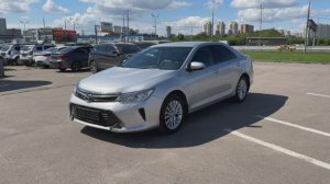 Toyota Camry (2015)