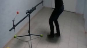 Тренажер для настольного тенниса