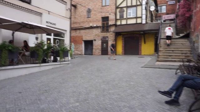 Про ГУМ и Дворик.