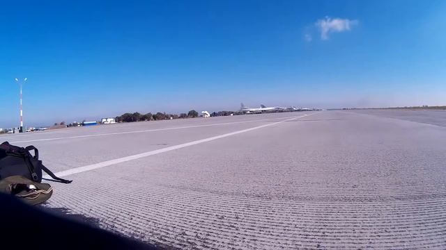 Рулежка после посадки Ил-18д