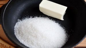 Банановый пирог со сметанной заливкой