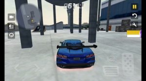 Гонки машины.