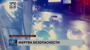 Понаставили: врезавшись в недавно установленный отбойник, перевернул машину с ребенком хабаровчанин