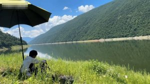 Сяо Сун ловит рыбу в дикой природе - Дикая рыбалка и выживание, 2 сезон (19-й день)