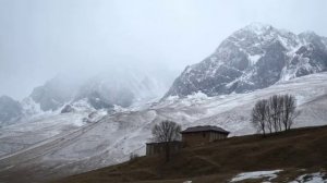 Обрыв троса на подвесном мосту в Китае привел к гибели пятерых человек.