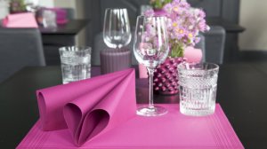 КАК УКРАСИТЬ СТОЛ САЛФЕТКАМИ