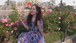 Светлана Левашова "Гимн Университета" текст Павел Журкевич - Качелли, музыка Борис Лихтенштейн.