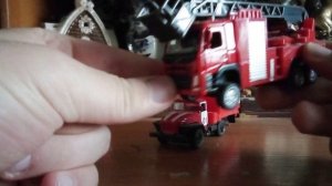 Моя шикарная коллекция пожарных машинок моделек. Очень интересный видос про машинки модельки.