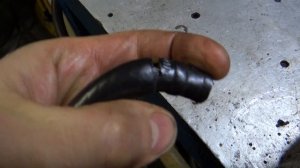 Лопнул шланг масляного радиатора (не о чем видео)