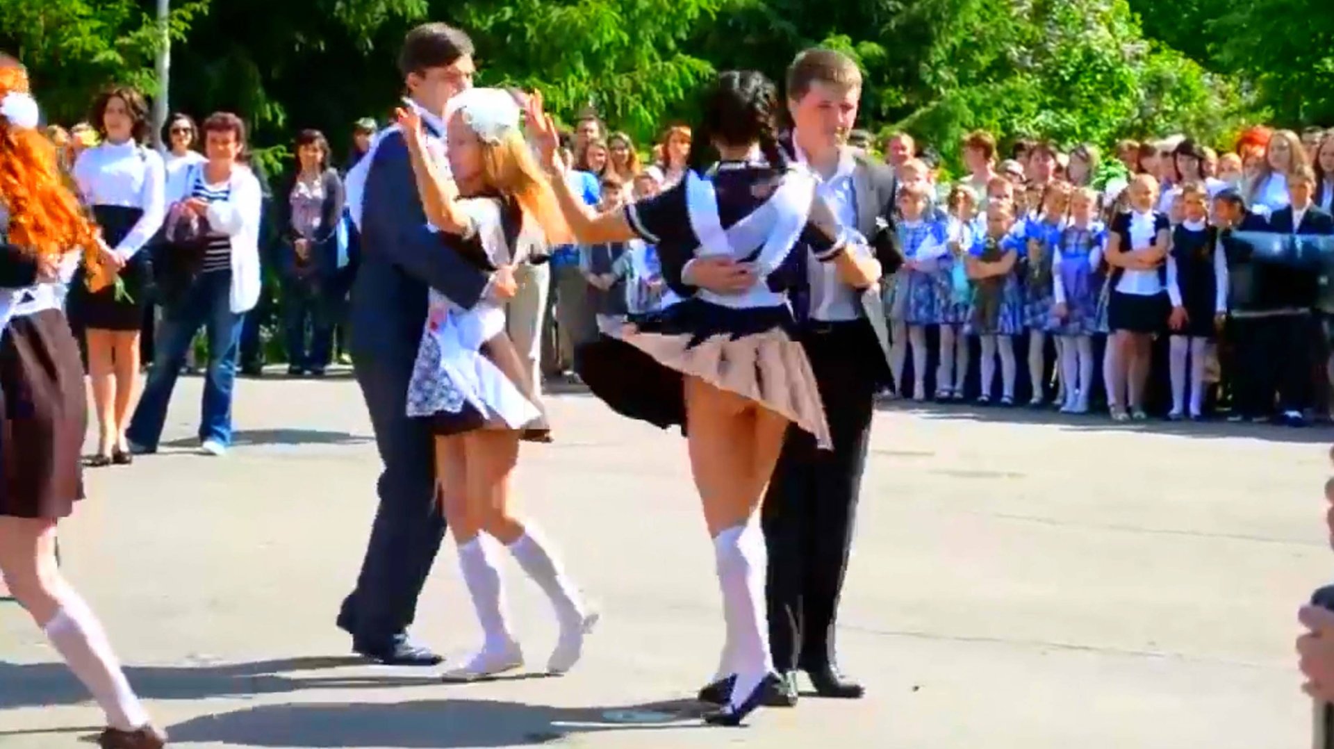Замечательный выпускной вальс смотреть онлайн