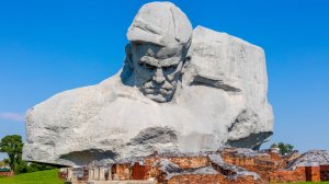 Брестская крепость готовится к юбилею обороны: в цитадели обновляют главный памятник