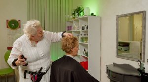 (ASMR) She Did Beautiful hairstyle! Barbering Full Service – Haircut, wash and style 4K