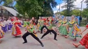 Празднование 1 июня в Бахчисарайском парке миниатюр