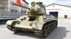 Танк Т-34 на репетиции в Музее отечественной военной истории, 7 мая 2025