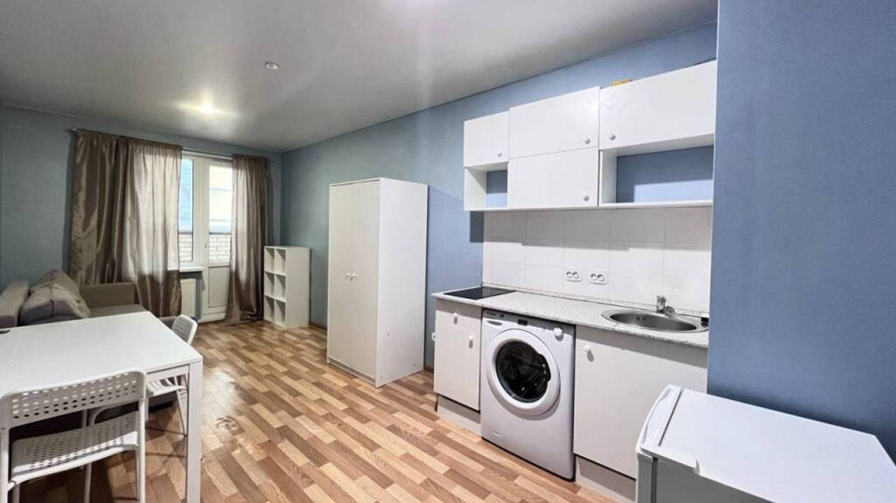 Предлагается в аренду отличная квартира-студия, полностью укомплектованная. смотреть онлайн