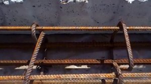 консольная балка между плитами перекрытия