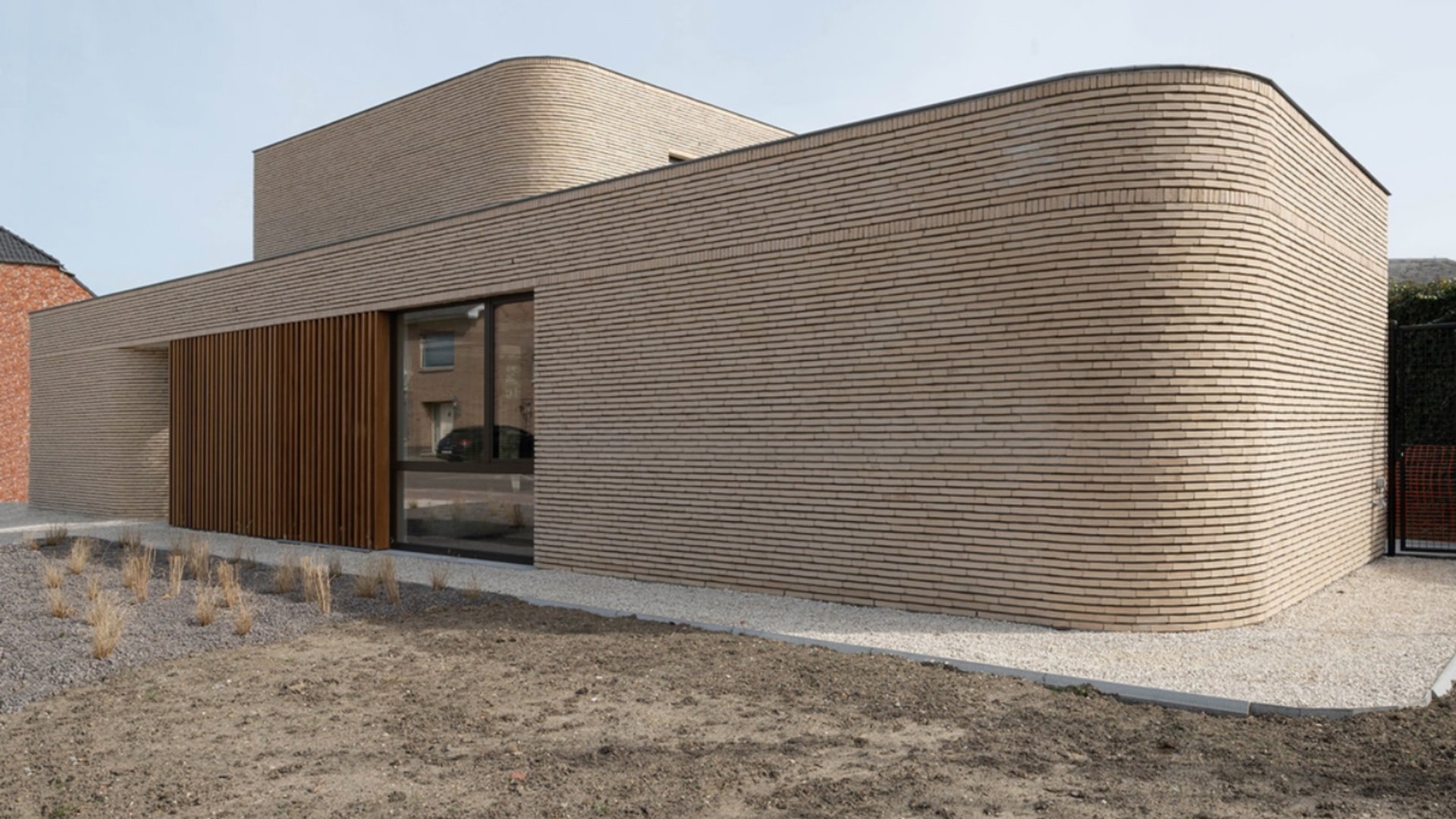 Сразу 15 красивых и стильных домов в одном месте облицованы плиткой ригельного кирпича BRIMIUM