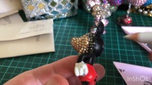 Как сделать фигурку из страз Микки Маус