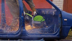 Тест аккумуляторного бетонореза Greenworks 82PC14 (арт. 1501307)