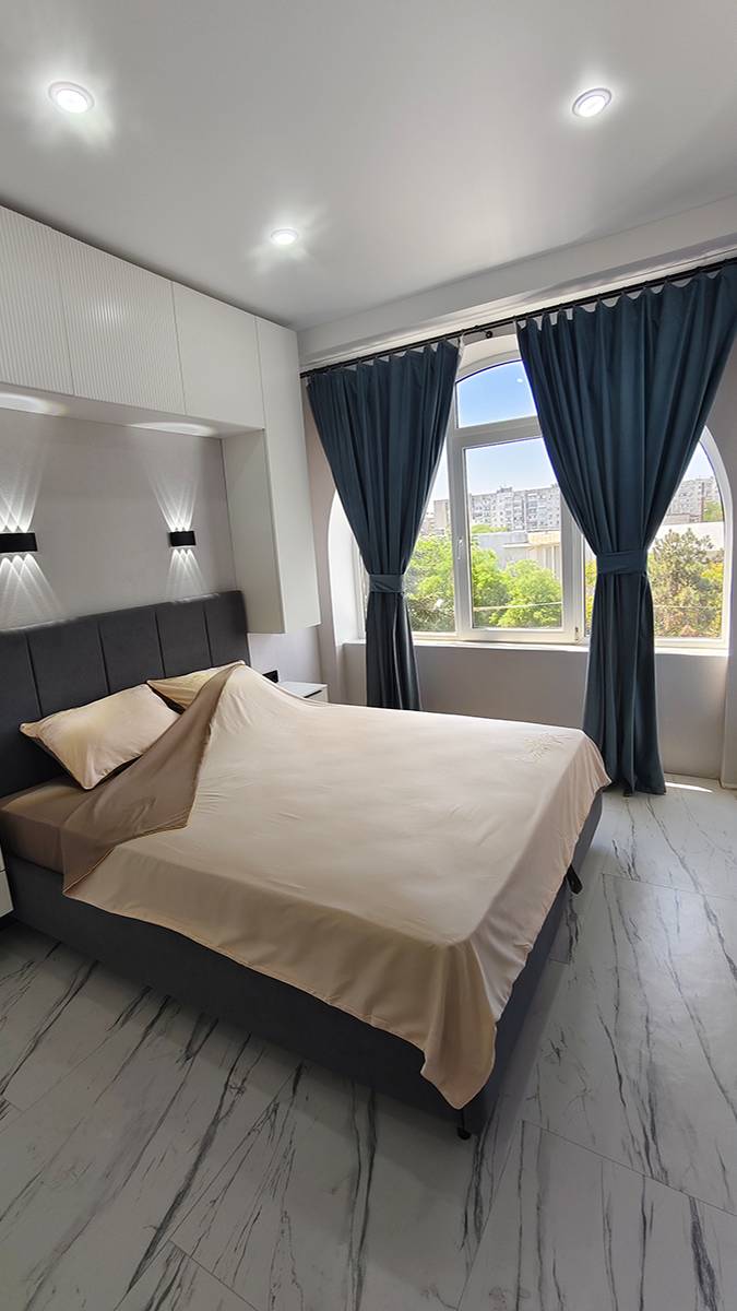 Новые апартаменты люкс 17 в курортной зоне Евпатории!