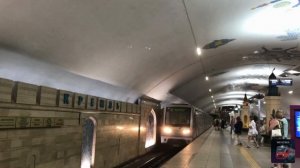 Электропоезд 81-740.4/741.4 “Русич” на станции метро Кремлёвская