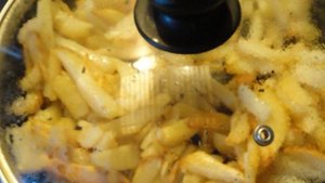 Жареная картошка с сушеными грибами