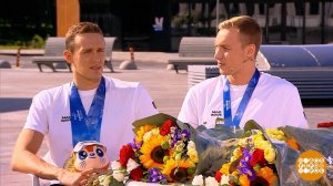 Победители в мужской комбинированной эстафете 4х100 на Чемпионате мира в Сингапуре. Доброе утро. ...