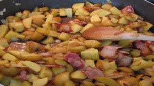 Жареная картошка с капустой