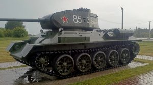 Небольшой музей военной техники