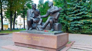 Александр Трифонович Твардовский. Жизнь автора Василия Тёркина