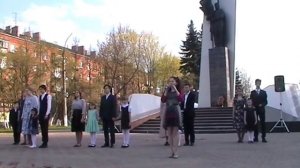 У Стелы Победы - песня "Журавли"