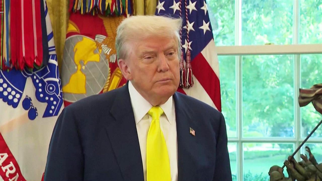 Во всем мире обсуждают готовящуюся встречу Владимира Путина и Дональда Трампа