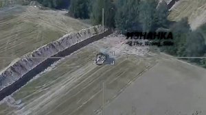 ⚡️ Уничтожение инженерной техники ВСУ с применением барражирующих боеприпасов "Ланцет" в районе н.п.