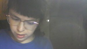 По крышам барабанит дождик...