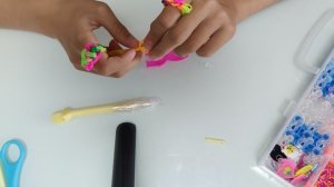 как плести из резиночек морковку